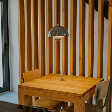Up And Above Apartment *