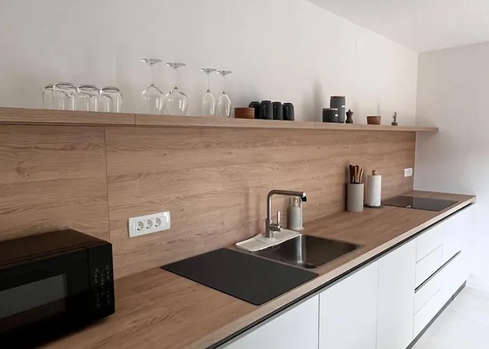 Up And Above コバリード